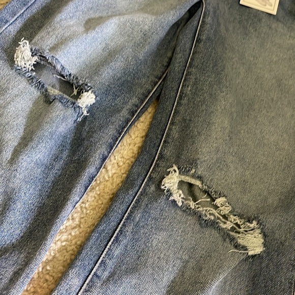 Tinseltown Jeans - Picture 4 of 8